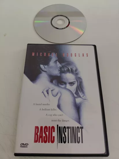 Basic İnstinct (Temel İçgüdü )  -DVD Film / Türkçe altyazı yoktur