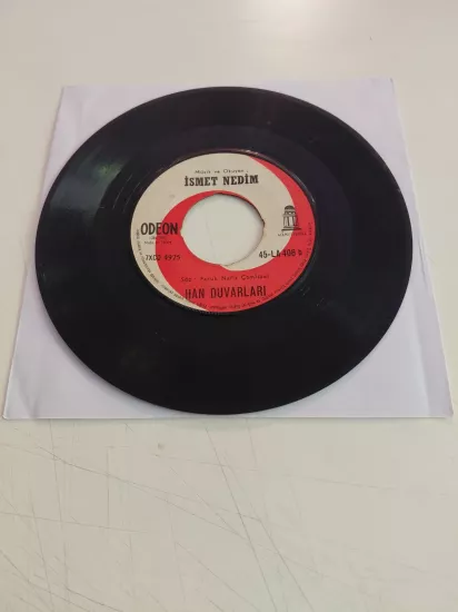İsmet Nedim – Han Duvarları / Nasıl İhanet Ettin - Türkiye Dönem Basım 45’lik Plak /Kapaksız