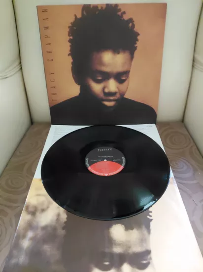 Tracy Chapman – Tracy Chapman - 1988  Almanya  Basım 33 lük  LP Plak - Dönem Basım