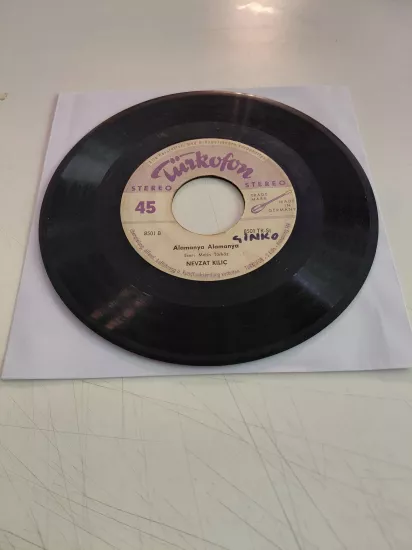 Nevzat Kılıç  – Alamanya Alamanya/ Felek Güldürmedi Her Dem Ağlarım - Almanya (Türkofon) Dönem Basım 45’lik Plak /Kapaksız