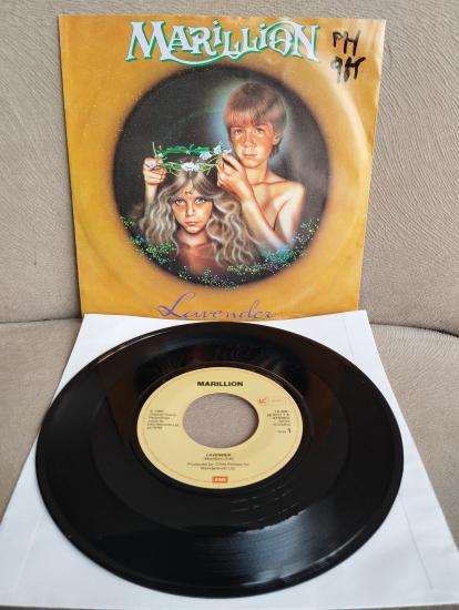 MARILLION - Lavender / Freaks - 1985 Hollanda  Basım 45 LİK PLAK