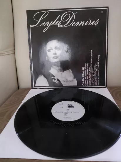 Leyla Demiriş & Okan Demiriş – Opera Ve Konser Ariaları - 1986  Türkiye  Basım 33 lük  LP Plak