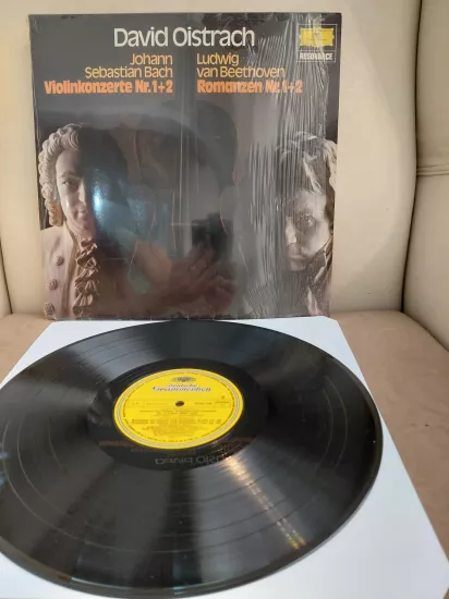 David Oistrach -  Bach / Beethoven – Violinkonzerte Nr. 1+2 / Romanzen Nr. 1+2 - 1975 Almanya  Basım 33 lük Plak - LP Albüm