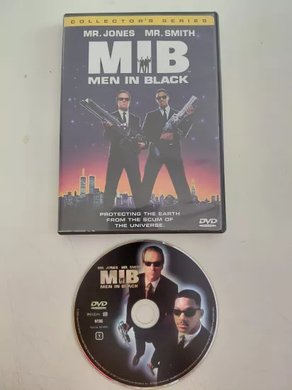 Siyah Giyen Adamlar ( Men In Black - Mr.Jones Mr. Smith) - DVD Film /1. Bölge-Türkçe altyazı yoktur.