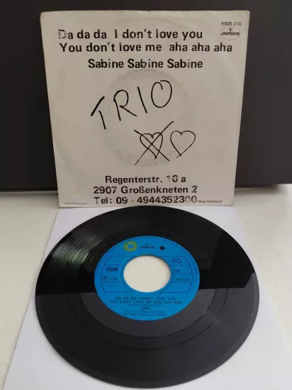 TRIO - Da Da Da I Don’t Love You You Don’t Love Me Aha Aha Aha - 1982 Avrupa Basım 45lik Plak