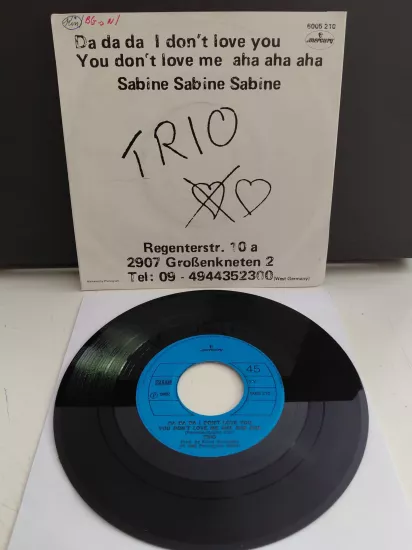 TRIO - Da Da Da I Don’t Love You You Don’t Love Me Aha Aha Aha - 1982 Avrupa Basım 45lik Plak
