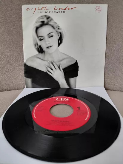 Eighth Wonder  –  I’m Not Scared -  1988  Hollanda Basım 45 lik Plak