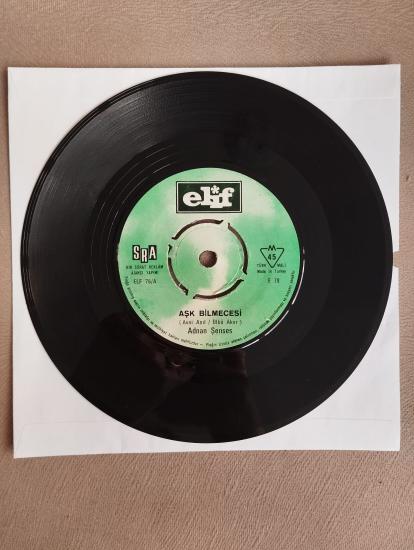 Adnan Şenses – Aşk Bilmecesi / Garibin Aşkı - 1973  Türkiye Basım 45lik Plak