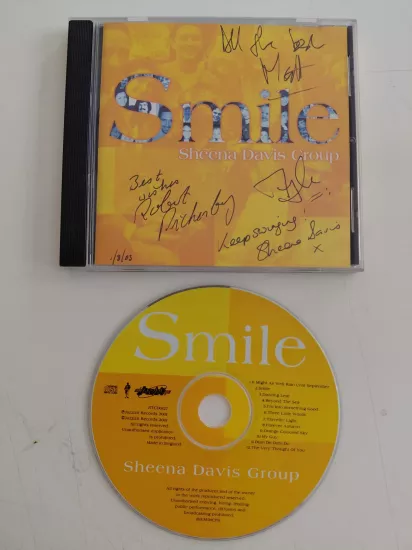 Sheena Davis Group  – Smile – 2001 İngiltere Basım - CD Albüm