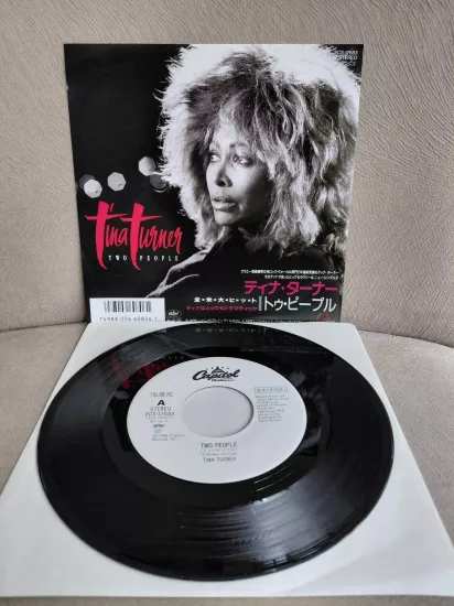 Tina Turner  – Two People/ Havin’ A Party - 1986  Japonya Basım 45lik Plak