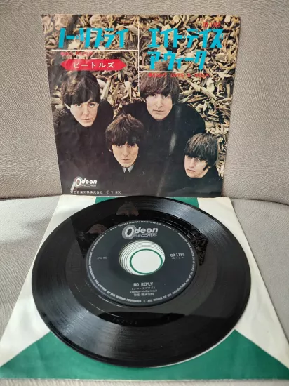 THE BEATLES - No Reply / Eight Days A Week - Japonya 1965 Basım 45lik Plak