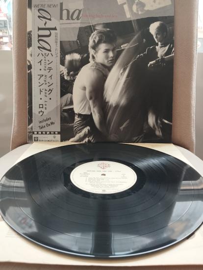 a-ha – Hunting High And Low - 1985 Japonya Basım - 33 lük LP Plak Albüm - Obi’li