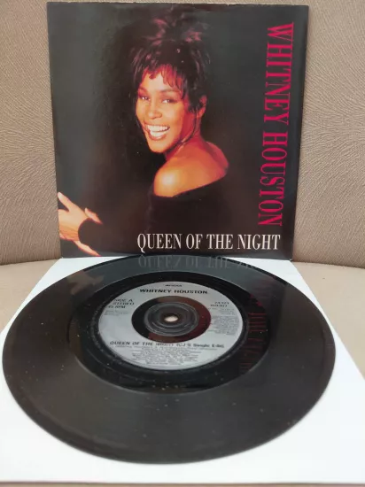 Whitney Houston   – Queen Of The Night  -  1993   İngiltere Basım 45’lik  Plak