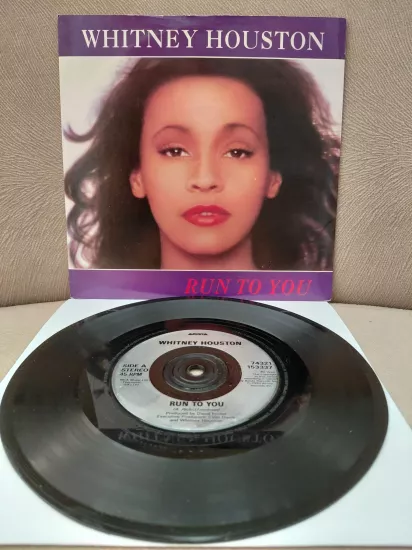 Whitney Houston   – Run To You  -  1993  İngiltere Basım 45’lik  Plak