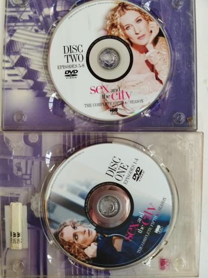 Sex and The City 5.Sezon - Yurtdışı Basım Türkçe altyazı yoktur - 2. El 2X DVD(Açıklamayı okuyunuz)