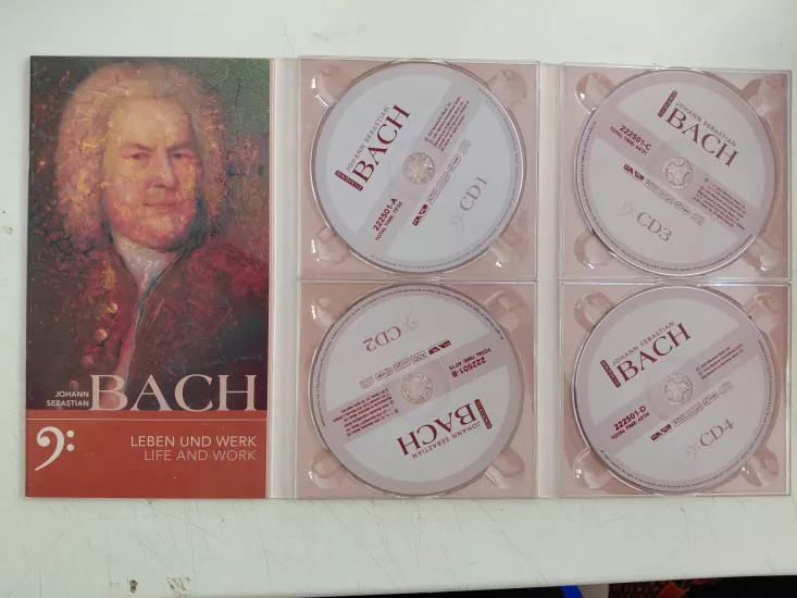 Johann Sebastian Bach – Leben Und Werk - 2005 Almanya Basım 4xCD Albüm ,Deluxe Edition
