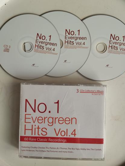 Vol. 4-No.1 Evergreen Hits (Chubby Checker,The Platters,Bobby Vee) - Malezya Basım- 2.El 3xCD Albüm
