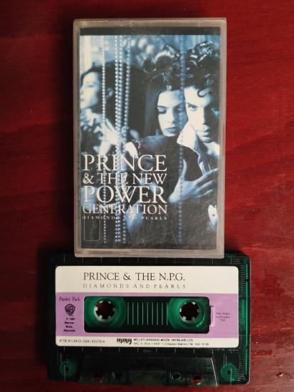 Prince & The New Power Generation – Diamonds And Pearls  - 1991 Türkiye Basım 2. El Kaset Albüm (Kağıt Baskı)