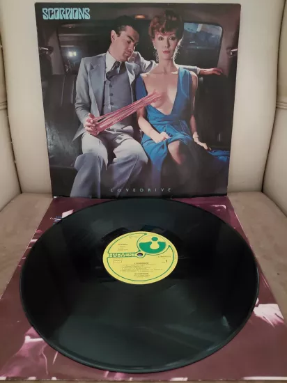 SCORPIONS  –  Lovedrive - 1979  Almanya Basım - 33lük LP Plak Albüm