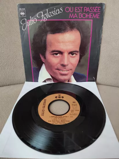Julio Iglesias  –  Ou Est Passée Ma Boheme -  1979  Fransa Basım 45 lik Plak