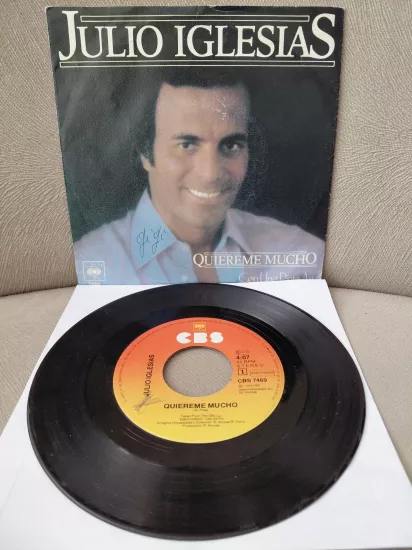 Julio Iglesias  –  Quiereme Mucho -  1979  Hollanda Basım 45 lik Plak