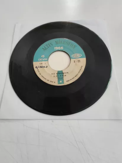Ali Atasagun  – Yarim (Müsabaka Parçası) / Eminem - 1966 Türkiye Basım 45’lik Plak /Kapaksız
