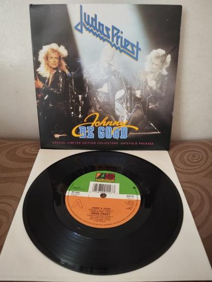 Judas Priest –  Johnny Be Good - 1988 İngiltere Basım  45lik Plak