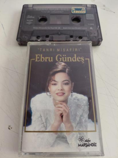 EBRU GÜNDEŞ - Tanrı Misafiri- 1993 Türkiye Basım Kaset