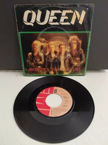 Queen –  Crazy Little Thing Called Love / 	We Will Rock You - 1979 Hollanda Basım 45’lik Plak