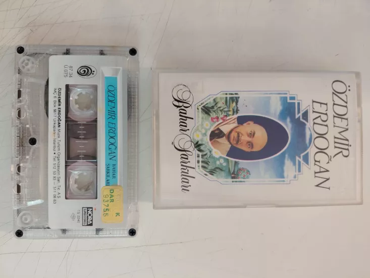 Özdemir Erdoğan – Bahar Şarkıları - 1987 Türkiye Basım  Kaset - Kağıt Baskı