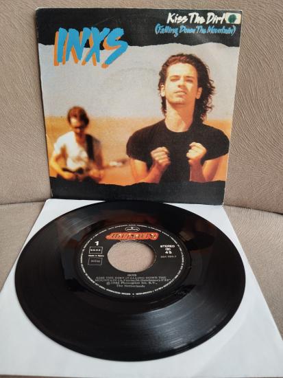 INXS – Kiss The Dirt (Falling Down The Mountain)  - 1986 İspanya Basım 45 lik Plak