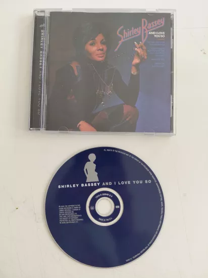 Shirley Bassey  – Let Me Sing And I’m Happy –  1988  İngiltere Basım - CD Albüm
