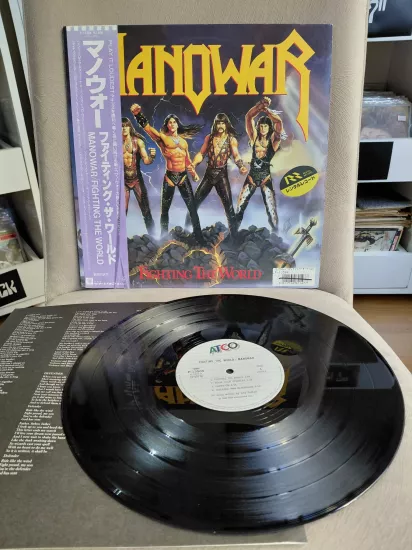 Manowar – Fighting The World  -  1987 Japonya Basım LP Plak - Obi’li