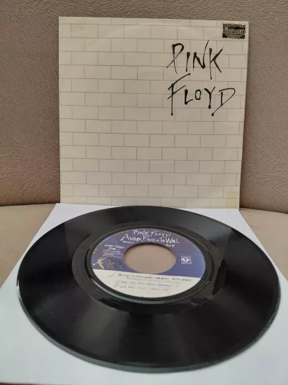 PINK FLOYD - Another Brick in The Wall  - 1979 Hollanda  Basım 45lik Plak