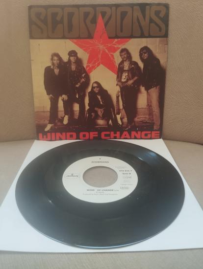 SCORPIONS - WIND OF CHANGE - 1990 Almanya Basım 45 LİK PLAK