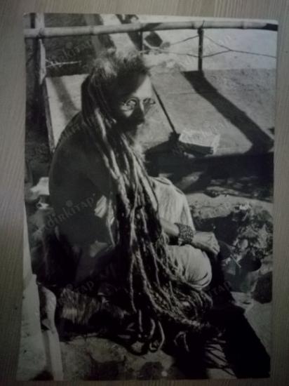 PHALRIBABA ADLI BİR HİNDU’NUN SİYAH BEYAZ ORJİNAL FOTOĞRAFI(Camera Press Londra Damgası var arkasında)