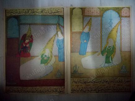 HZ. MUHAMMED’İN HASTALIĞI VE SON GÜNLERİ MİNYATÜRLERİ-HAYAT DERGİSİ ORTA SAYFASI-34X50 cm Boyutlarında