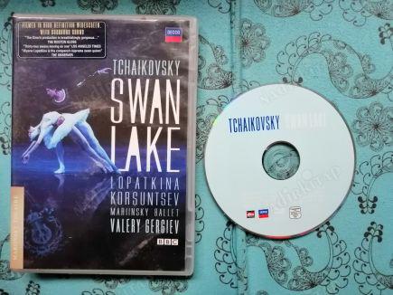 SWAN LAKE-TCHAIKOVSKY-MARIINSKY THEATRE VERSION-DVD FİLM -128 DAKİKA-36 SAYFA KİTAPÇIĞIYLA BERABER
