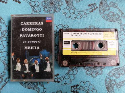 CARRERAS DOMINGO PAVAROTTI IN CONCERT-(KASET)-1990 KAĞITLI İLK BASIM