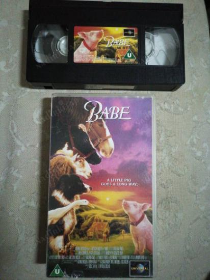 BABE  - VHS VİDEO FİLM -  89  DAKİKA  - 1995  İNGİLTERE BASIM İNGİLİZCE