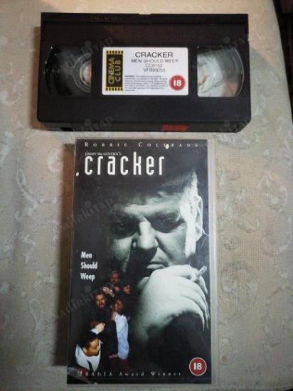 JIMMY MC GOVERN’S CRACKER - MEN SHOULD WEEP  -  VHS VİDEO FİLM - 149  DAKİKA -2002  İNGİLTERE BASIM İNGİLİZCE (+18)