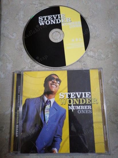 STEVIE WONDER - NUMBER ONES  -2007 TAYLAND   BASIM - CD ALBUM