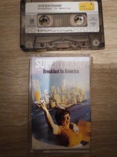 SUPERTRAMP - BREAKFAST IN AMERICA - 1990  TÜRKİYE BASIM   *KASET*