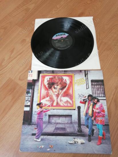ARETHA FRANKLIN - WHO’S ZOOMIN’ WHO  - 1985 USA  BASIM  33 LÜK LP  PLAK