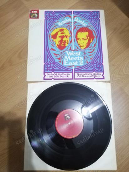 RAVI SHANKAR / YEHUDI MENUHIN - WEST MEETS EAST : ALBUM 2 - 1968 ALMANYA BASIM 33 LÜK LP  PLAK