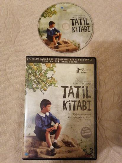 TATİL KİTABI  - BİR SEYFİ TEOMAN FİLMİ  -  DVD TÜRK  FİLMİ - 88 DAKİKA - TÜRKİYE BASIM