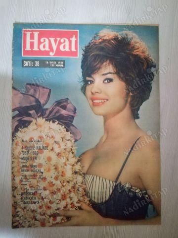 HAYAT DERGİSİ-18 EYLÜL1959-YIL:4-SIRA NO:154 NO:38- KAPAK:PASCALE PETIT,ORTA SAYFA:RENOIR:MAVİLİ ÇIPLAK KIZ ARKA KAPAK:YAZDAN BİR HATIRA