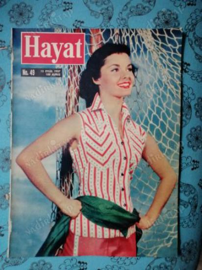 HAYAT DERGİSİ - 13 Eylül 1957 No:49 Orta Sayfa:Zonguldak Limanı,İstanbul Hilton’un Yüzme Havuzu