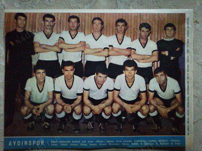 1967 AYDINSPOR  FUTBOL TAKIMI  Hayat Dergisi Orta Boy  Poster  24x18 cm