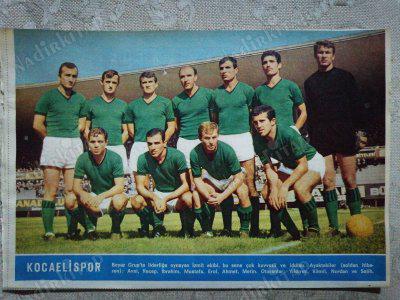 1967 KOCAELİSPOR  FUTBOL TAKIMI  Hayat Dergisi Orta Boy   Poster  24x16 cm